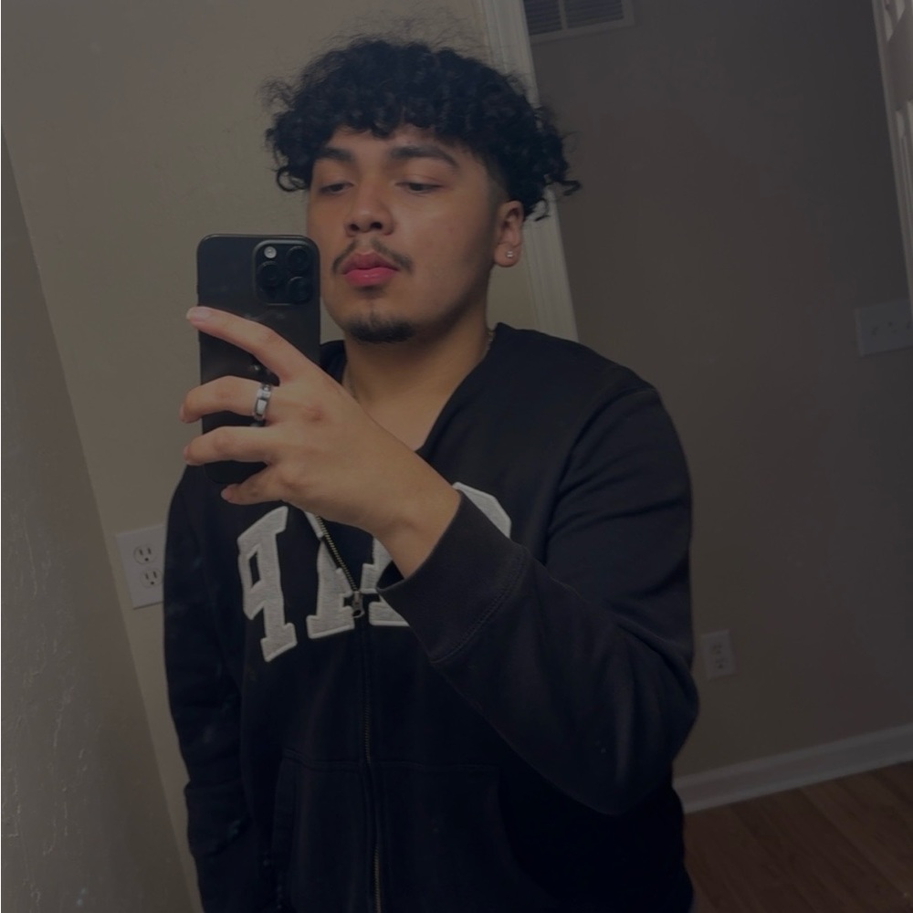 Meet your Posher, Roberto